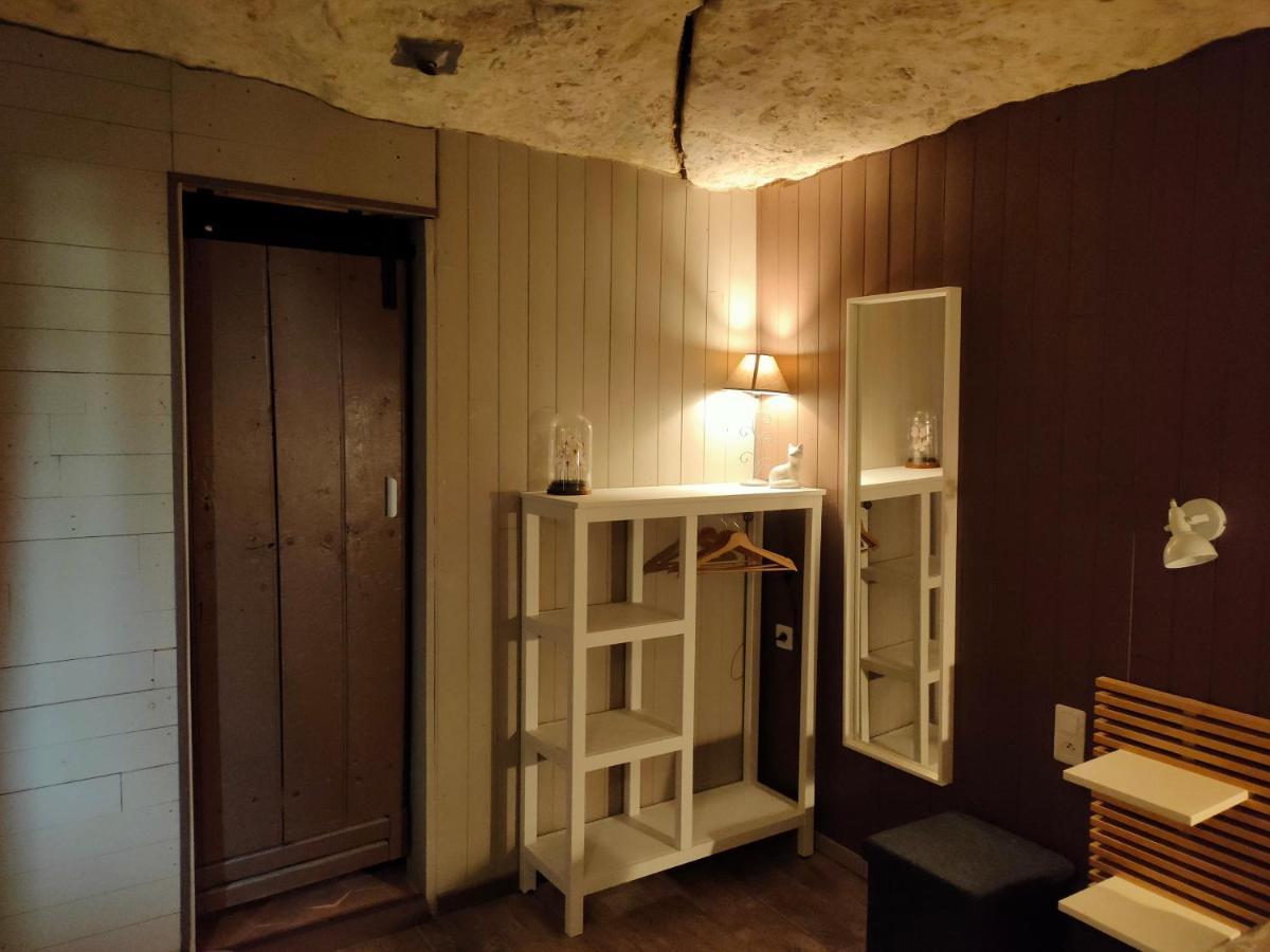 ロシュ レ トログロ ドゥ ボーリュー Bed & Breakfast エクステリア 写真
