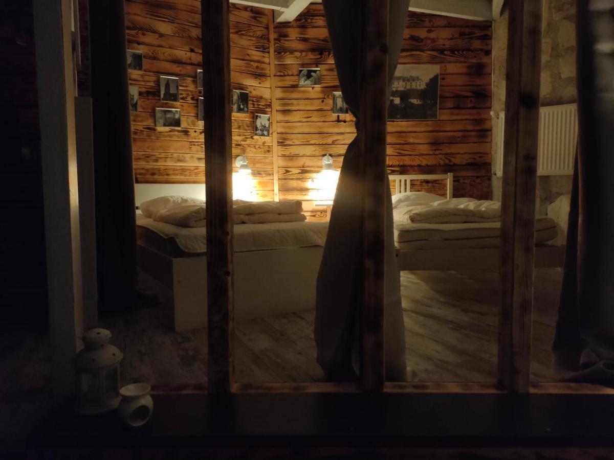 ロシュ レ トログロ ドゥ ボーリュー Bed & Breakfast エクステリア 写真