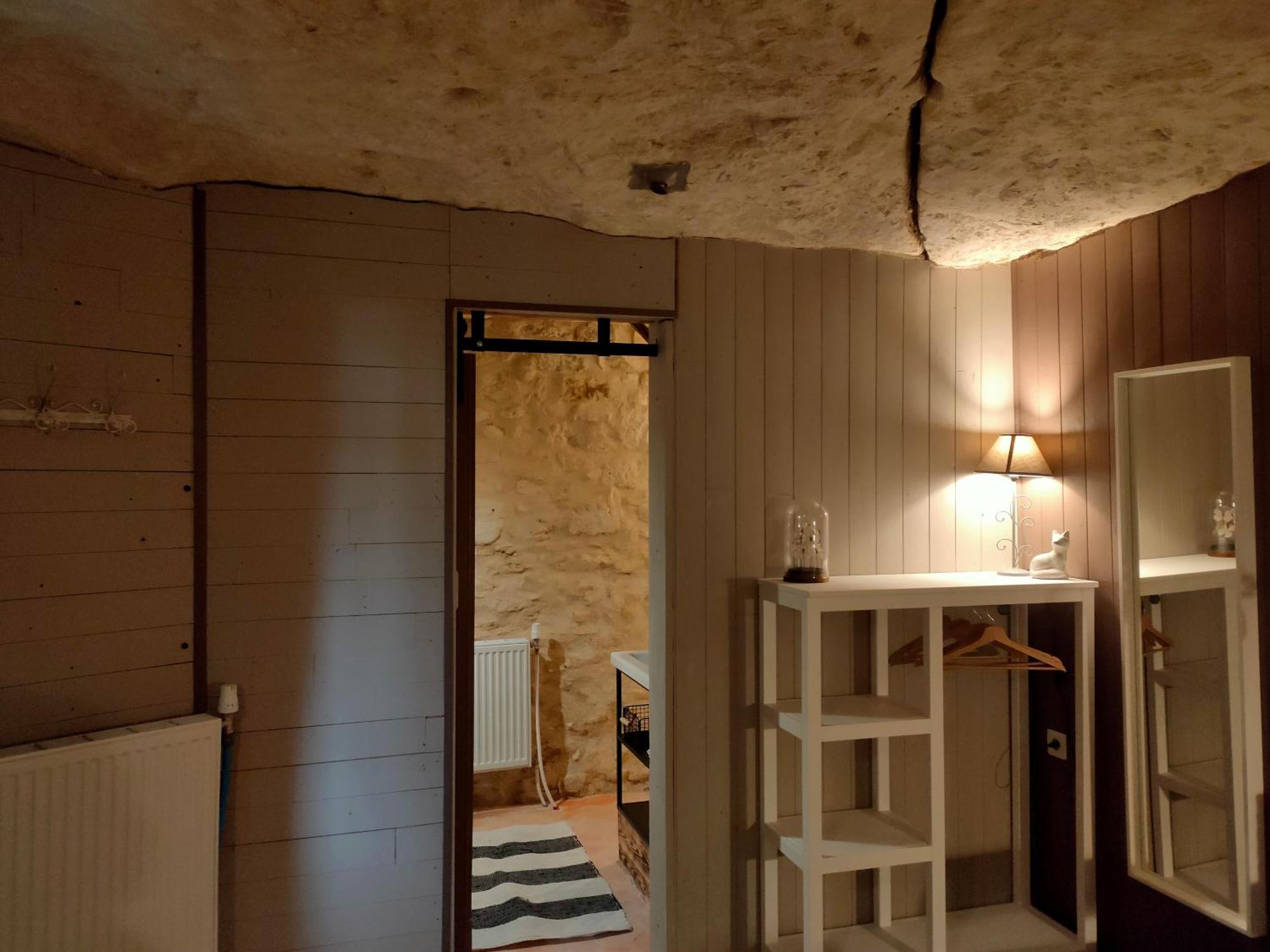 ロシュ レ トログロ ドゥ ボーリュー Bed & Breakfast 部屋 写真